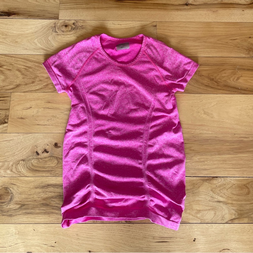 ATHLETA tech workout t shirt